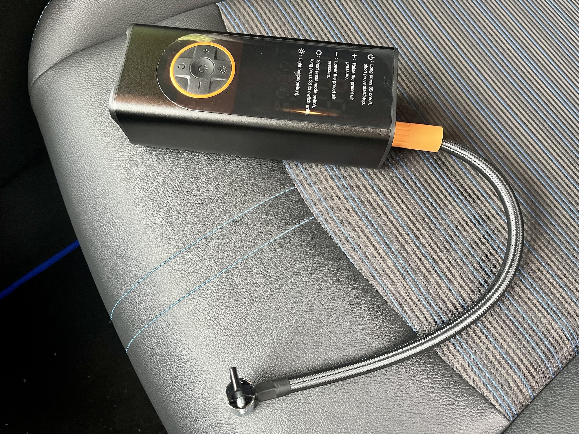 A photo of the Higoom cordless car air pump